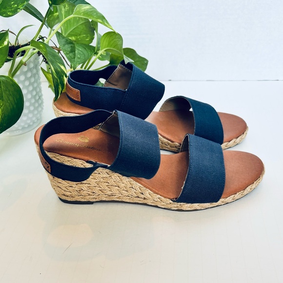 Tommy Bahama Blue and Brown Wedge Sandals - Picture 3 of 8